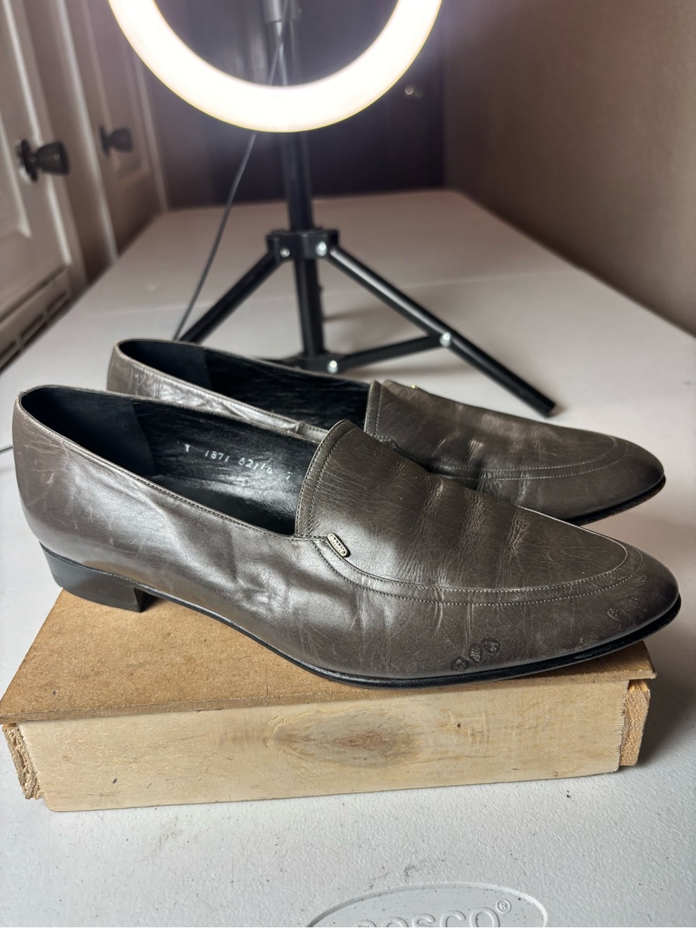 Used Vintage Bally Men's Sz 7 Leather
Loafers